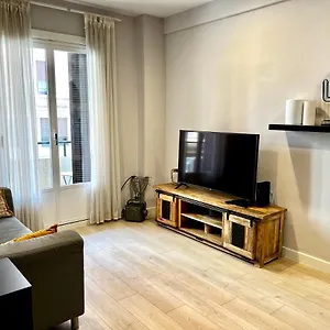 Cabernet Sauvignon Apartment. Surf San Sebastián